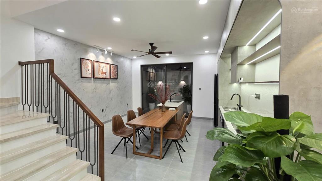 Siêu phẩm nhà đẹp kđt mỹ gia gói 5  giá 9,2 tỷ.
đường 94  kđt mỹ gia gói 5  tp nha trang