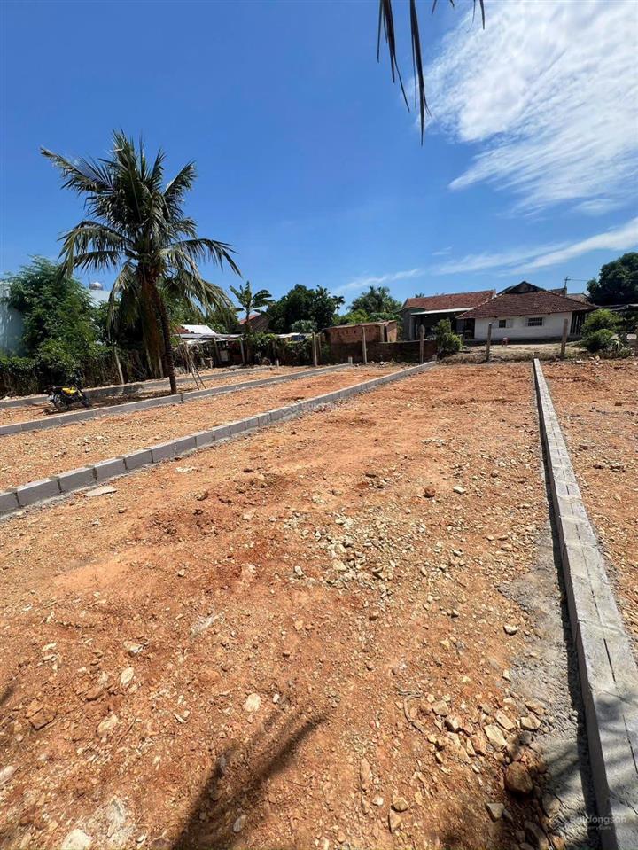 Bán lô đất thị trấn diên khánh mặt tiền đường ngô quyền giá chỉ 3,4 tỷ/145m2.  0911 906 ***