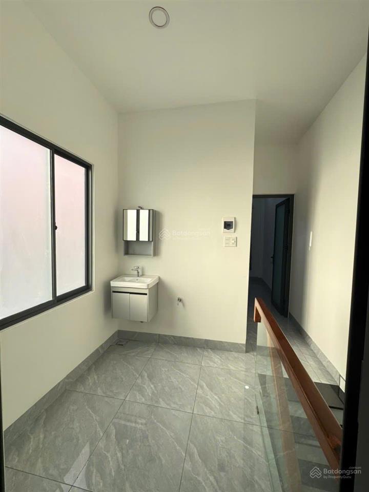 Chủ có việc hạ 200tr bán nhanh nhà tttp khu bàn cờ, p. nha trang