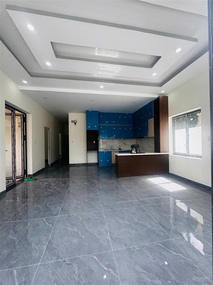 Chủ cần bán gấp nhà căn góc phường tây nha trang, cách 23/10 chỉ 50m, 4,29 tỷ còn thương lượng