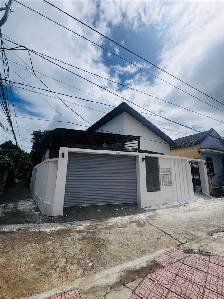 Chủ cần bán gấp nhà căn góc phường tây nha trang, cách 23/10 chỉ 50m, 4,29 tỷ còn thương lượng