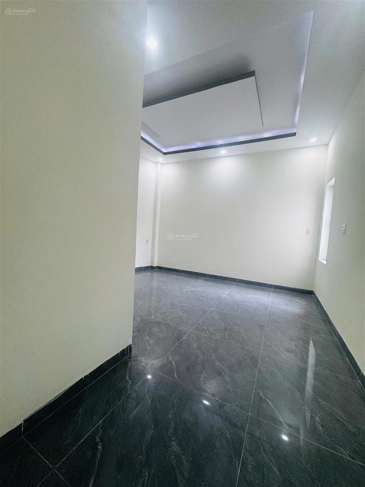 Chủ cần bán gấp nhà căn góc phường tây nha trang, cách 23/10 chỉ 50m, 4,29 tỷ còn thương lượng