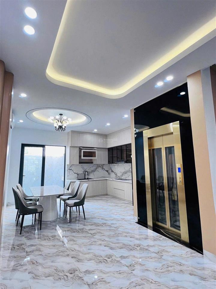 Bán nhà tân cổ điển 3 tầng mới 100% có thang máy full nội thất cao cấp hà quang 2