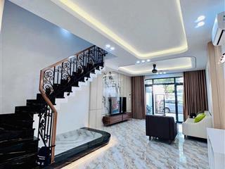 Bán nhà tân cổ điển 3 tầng mới 100% có thang máy full nội thất cao cấp hà quang 2