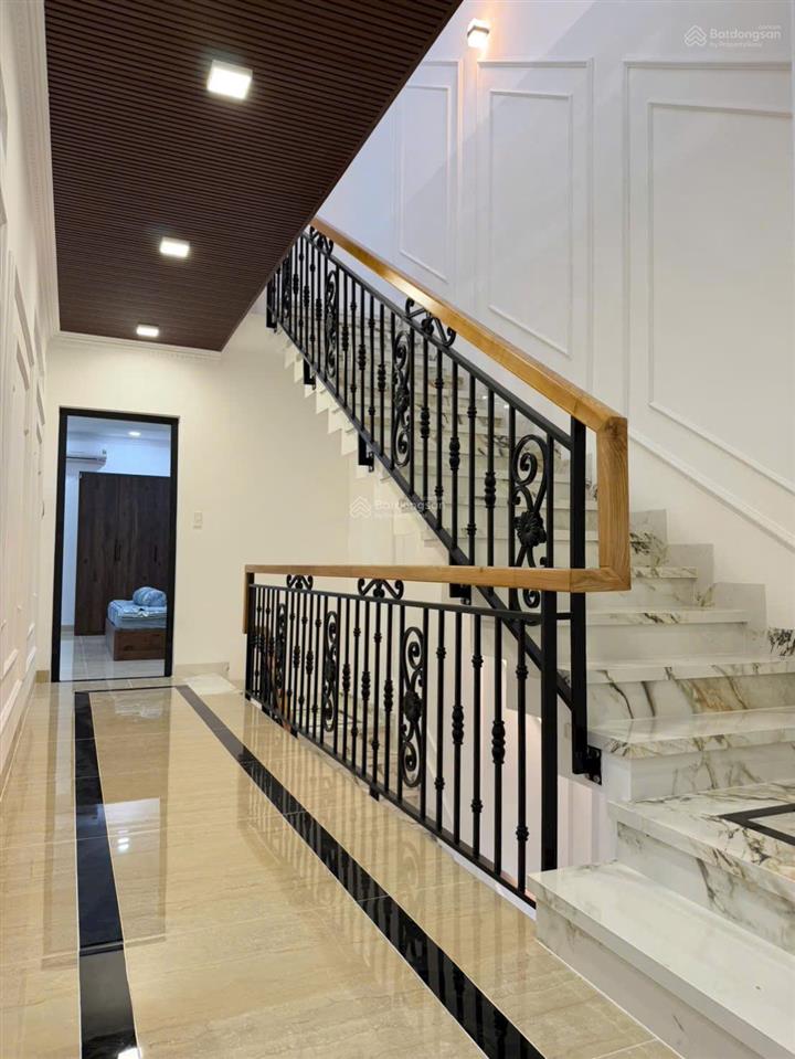 Lvcc nhà 3 tầng kđt hà quang 2 siêu đẹp, 100m2, hướng tây nam, thiết kế hiện đại, đã hoàn công