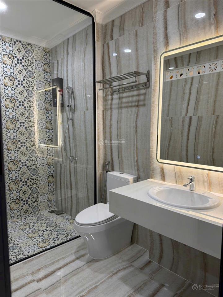 Lvcc nhà 3 tầng kđt hà quang 2 siêu đẹp, 100m2, hướng tây nam, thiết kế hiện đại, đã hoàn công