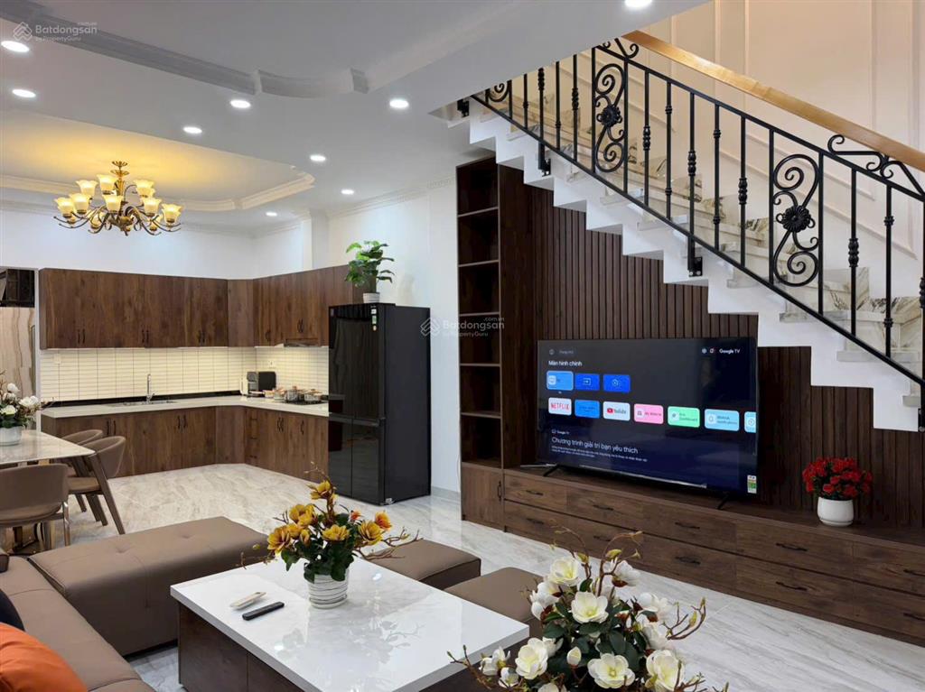 Lvcc nhà 3 tầng kđt hà quang 2 siêu đẹp, 100m2, hướng tây nam, thiết kế hiện đại, đã hoàn công