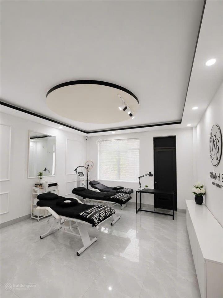 Bán nhà 3 tầng kđt hà quang 1, sổ hồng hoàn công, 80m2, giá 8,6 tỷ.  minh tiến 0911 906 ***