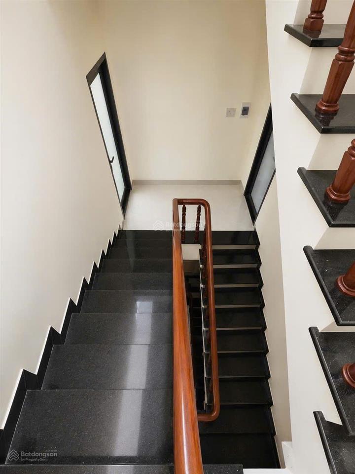 Bán nhà 3 tầng kđt hà quang 1, sổ hồng hoàn công, 80m2, giá 8,6 tỷ.  minh tiến 0911 906 ***