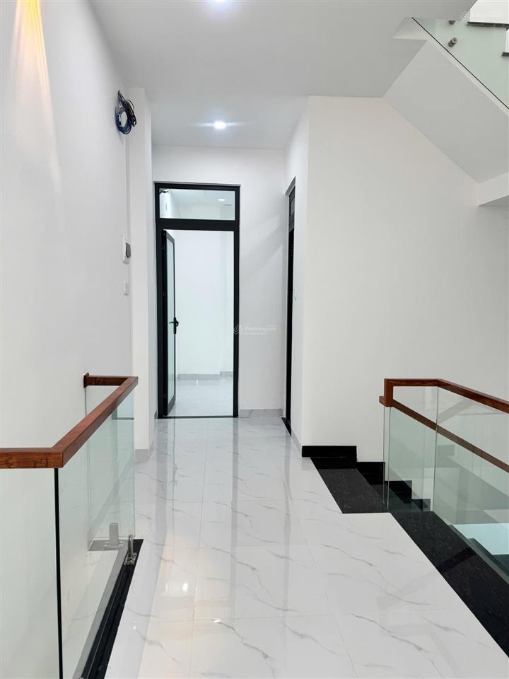 Sở hữu siêu phẩm cặp nhà phố biển nguyễn biểu (đường 2 ô tô) giá cực tốt (thương lượng mạnh)