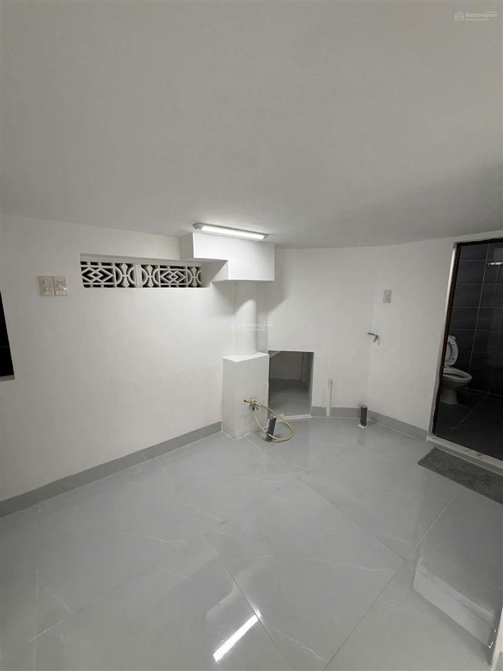 Cho thuê mặt bằng 25 quang trung, nha trang. 52m² ngang 6,4m. giá chỉ 25 triệu/tháng