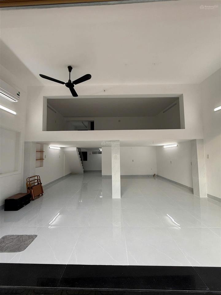 Cho thuê mặt bằng 25 quang trung, nha trang. 52m² ngang 6,4m. giá chỉ 25 triệu/tháng