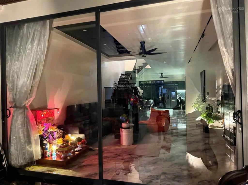 Bán nhà 3 tầng full nội thất cao cấp kđt mỹ gia thái hưng giá 8,2 tỷ