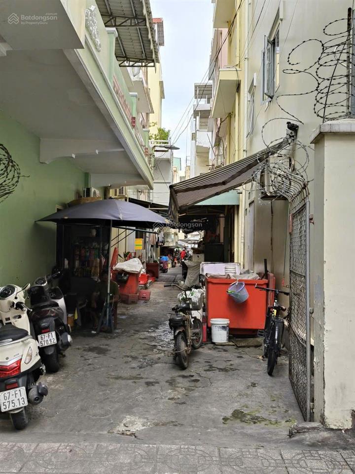 Giảm sốc nhà vị trí vàng đường bạch đằng đối diện cổng chợ châu đốc, an giang