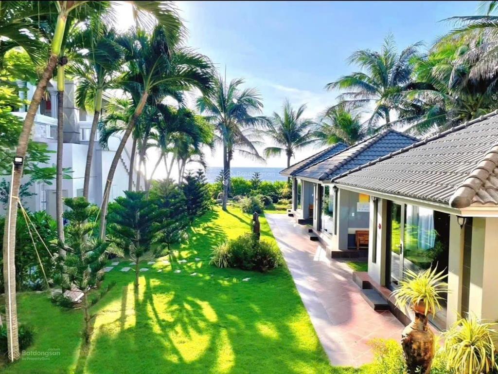 Giảm sốc 51 tỷ resort 4 sao 9900m2 đất ngay trung tâm khu du lịch khách tây