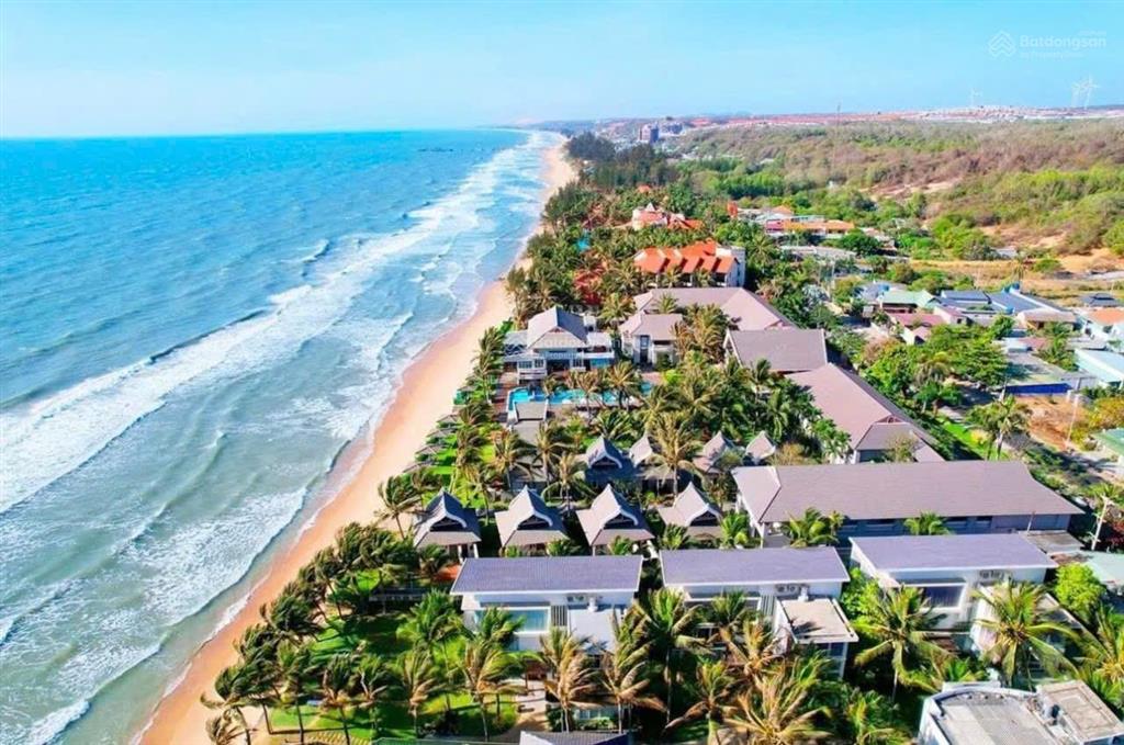 Giảm sốc 51 tỷ resort 4 sao 9900m2 đất ngay trung tâm khu du lịch khách tây