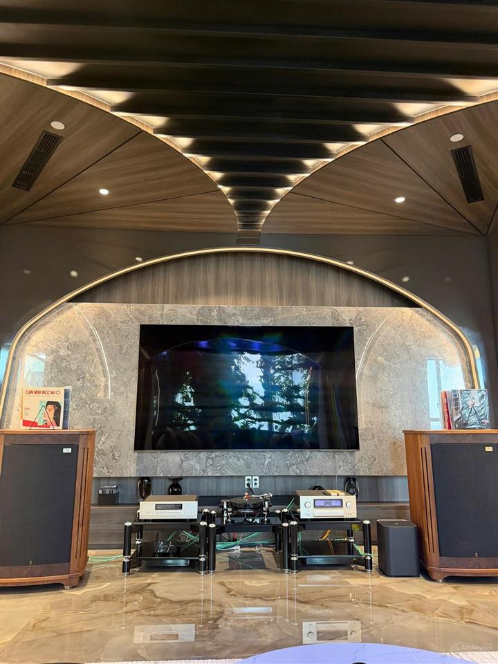 Bán rẻ căn hộ penthouse 355m2 giá 8,5 tỷ
