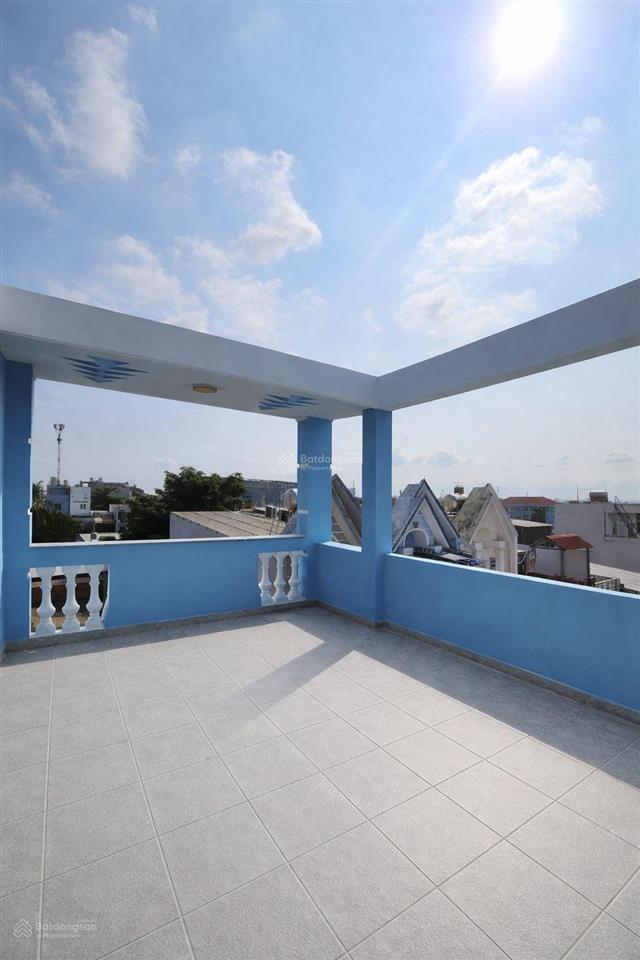 Bán nhà mới 3 tầng, hxh đường phú định, p16 q8 (cũ), 5pn 4wc