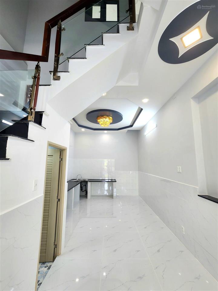 Bán nhà mới 3 tầng, hxh đường phú định, p16 q8 (cũ), 5pn 4wc