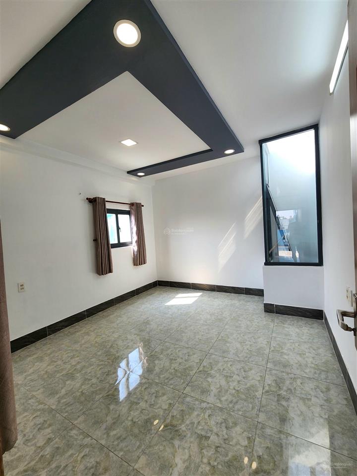 Bán nhà mới 3 tầng, hxh đường phú định, p16 q8 (cũ), 5pn 4wc