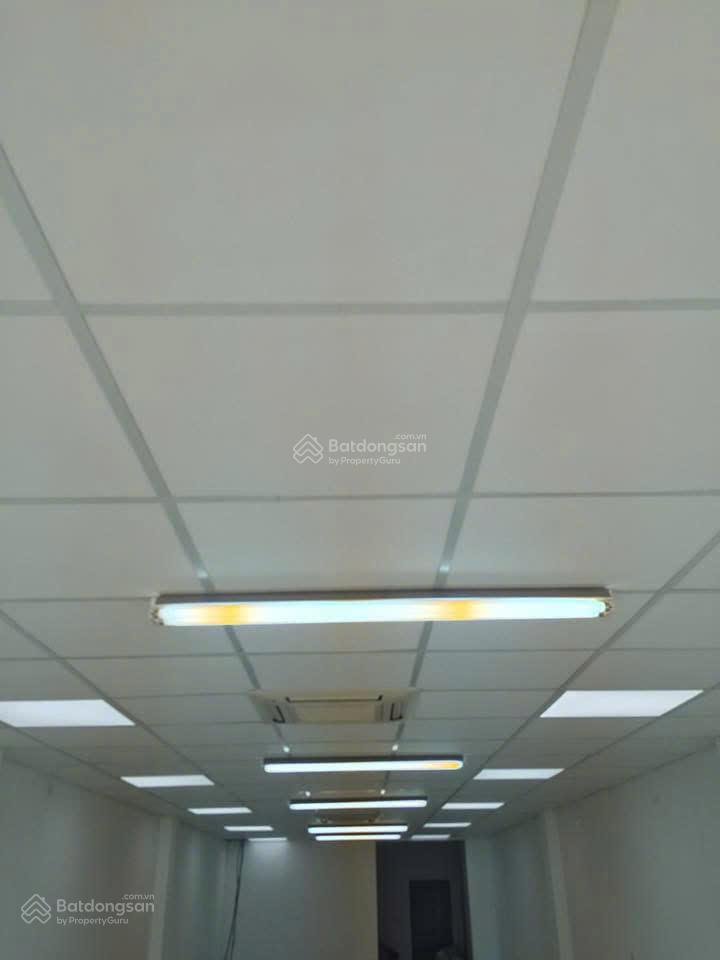 Nhà mặt phố đường cổ linh cho thuê nhà