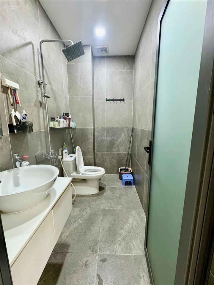 Bán gấp nhà riêng 6,5 tỷ, 52m2 hoàn công 3 lầu tại đường 8, linh đông, thủ đức, hcm