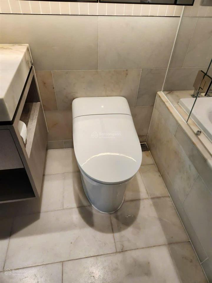 Bán cc grand marina saigon 21,7 tỷ, 61m2, 1pn, 1wc, full nội thất ở quận 1 có sẵng hd thuê