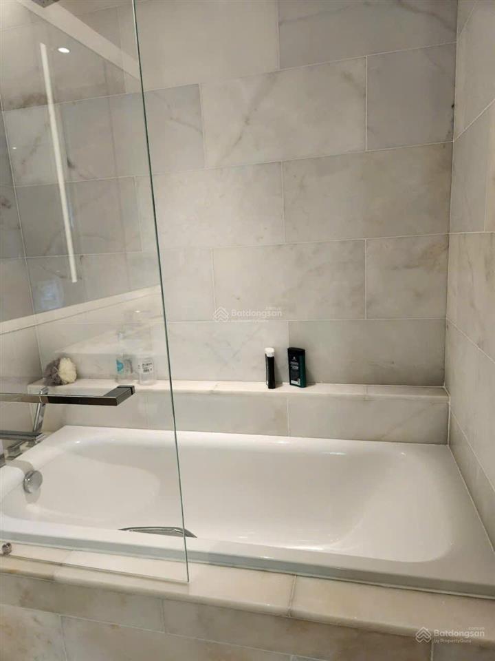 Bán cc grand marina saigon 21,7 tỷ, 61m2, 1pn, 1wc, full nội thất ở quận 1 có sẵng hd thuê