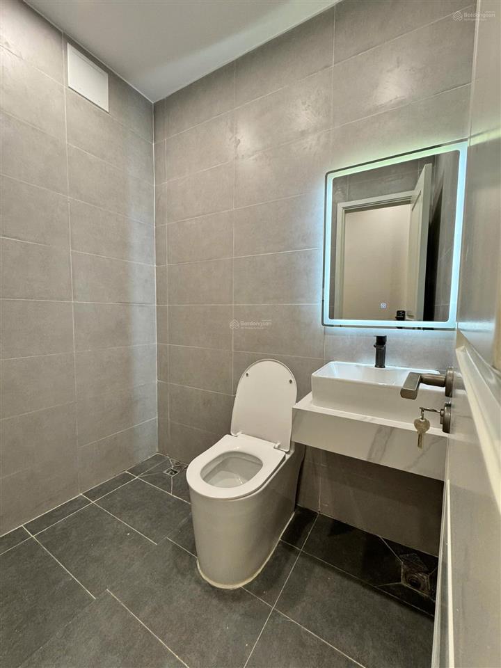 Bán nhà phố mới xây tại đinh tiên hoàng q1. 11,6tỷ dt đất 32,6m2, 1 trệt, 3 lầu