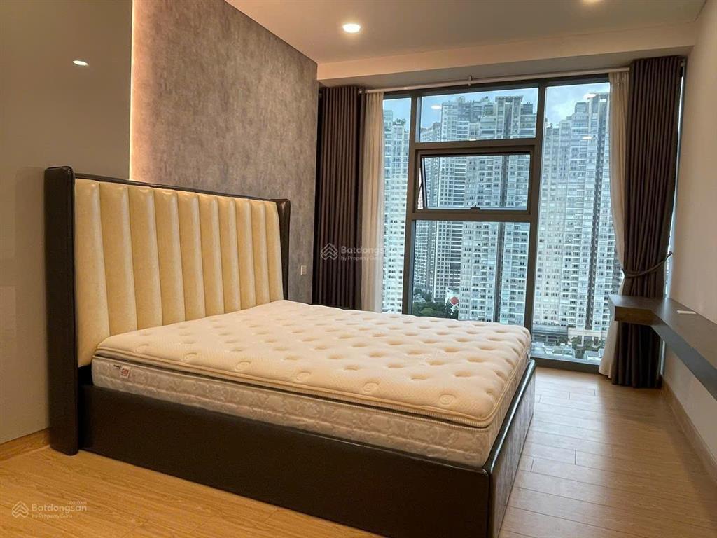 Cho thuê cc sunwah pearl, 48 triệu, 105m2, 2+1 pn 2vs, đẹp xuất sắc, ở bình thạnh view sông lầu cao