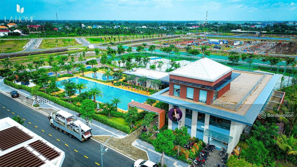 Sở hữu ngay nhà phố 1 trệt 2 lầu 90m2 chỉ 3,9 tỷ ngay trung tâm bến lức,dự án la home, 0933 575 ***