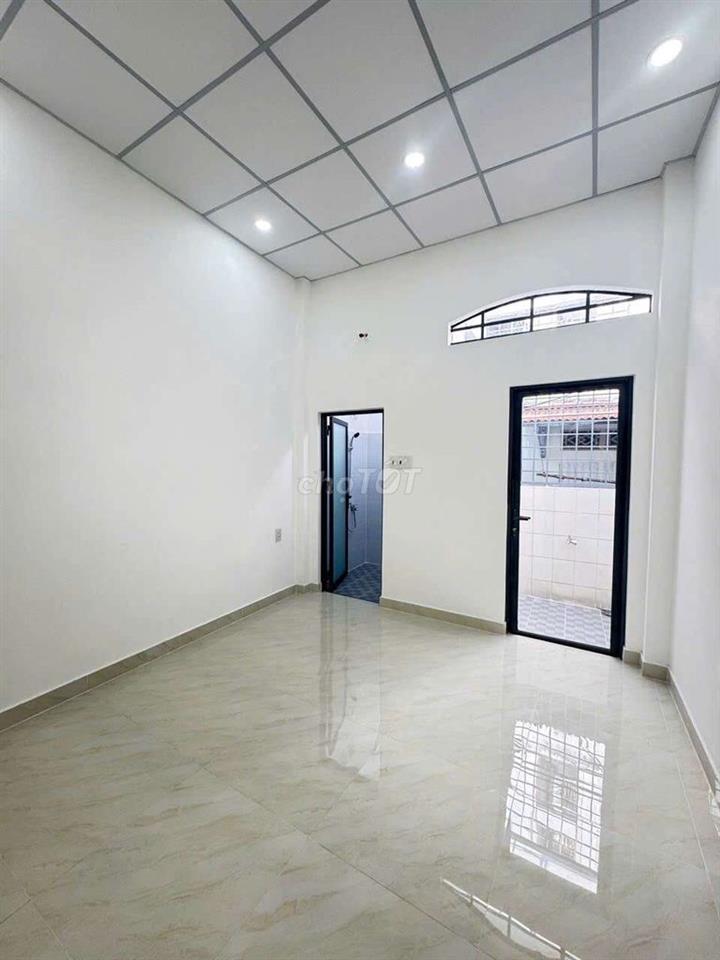 Bình Đông P11 Q8 
NHÀ MỚI ĐẸP Ở LIỀN - VỊ TRÍ TRUNG TÂM

