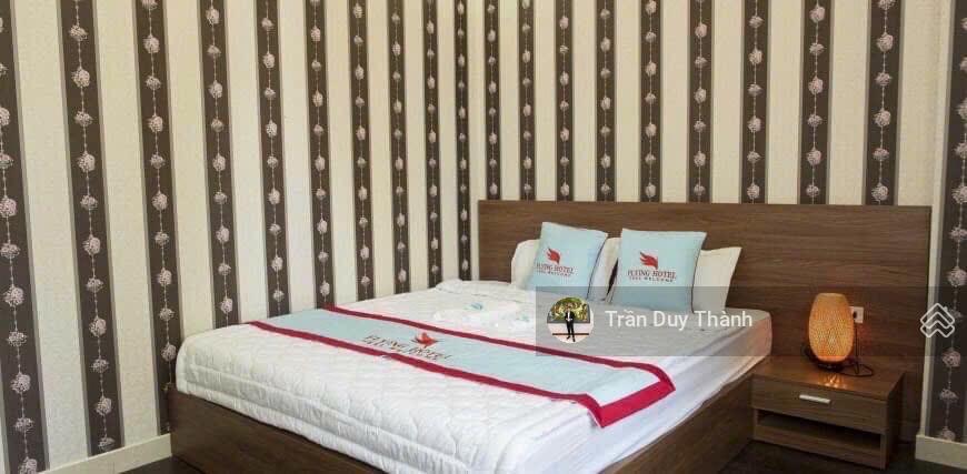 Bán khách toà nhà khách sạn mặt tiền lê mạnh trinh sơn trà | cách biển 300m