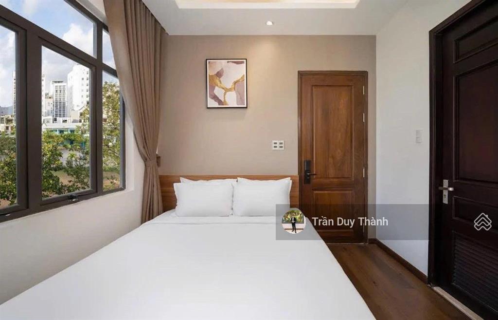 Siêu phẩm khách sạn biển phạm thiều ngay hồ nghinh