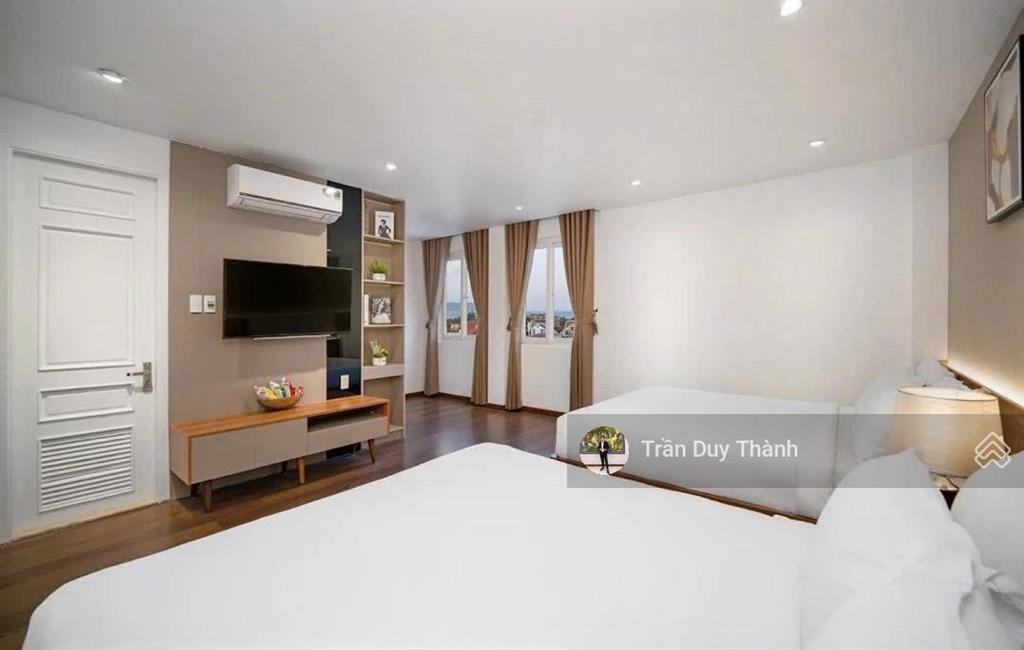 Siêu phẩm khách sạn biển phạm thiều ngay hồ nghinh