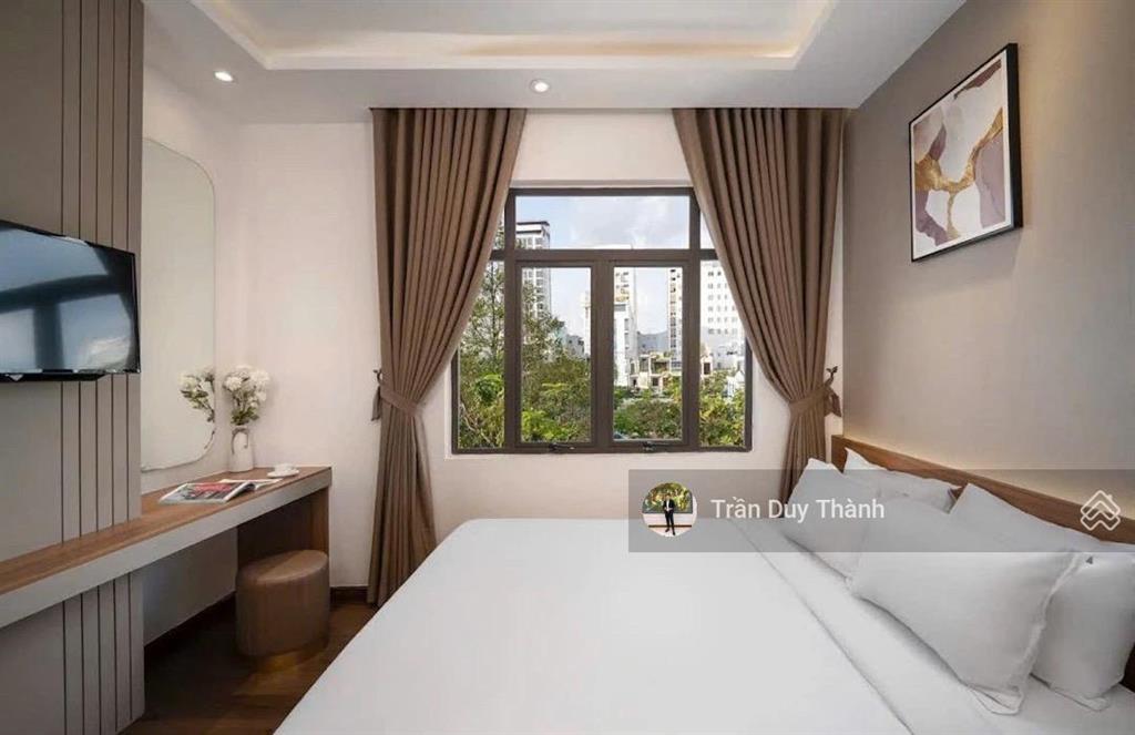 Siêu phẩm khách sạn biển phạm thiều ngay hồ nghinh
