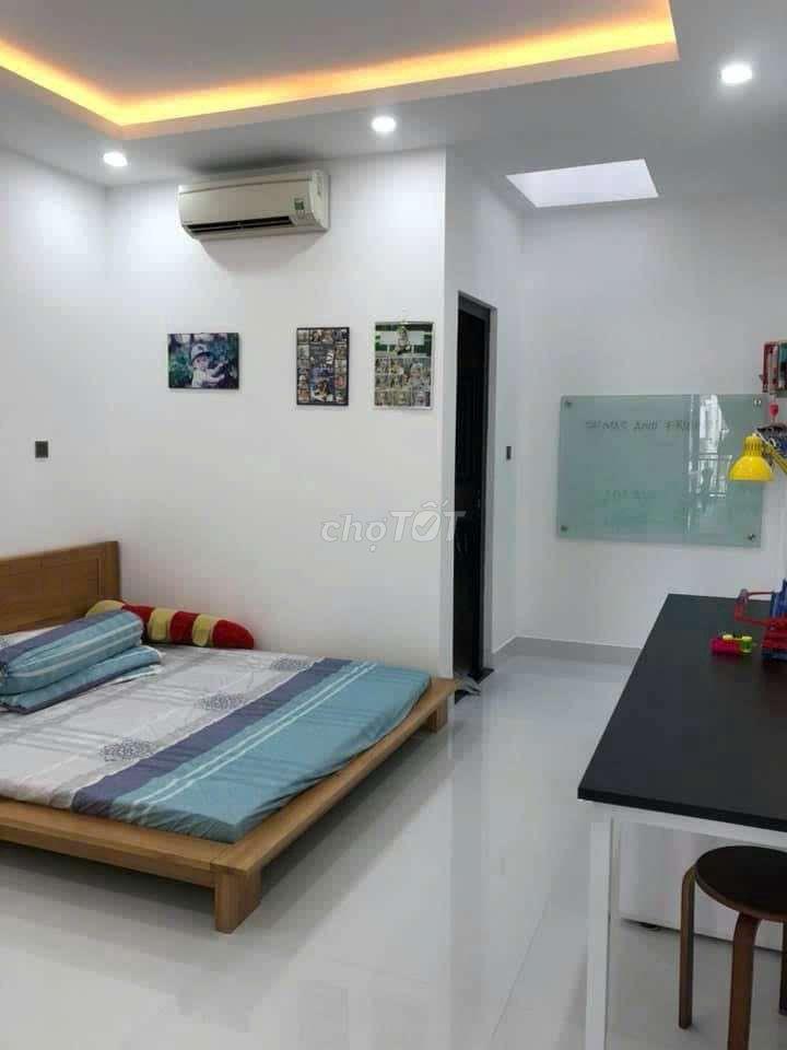 Chính chủ bán nhà đẹp đường 53,gò vấp