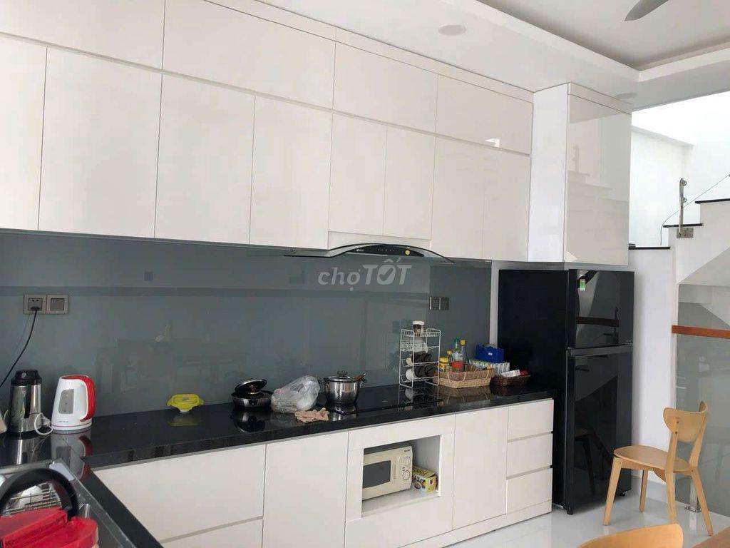 Chính chủ bán nhà đẹp đường 53,gò vấp