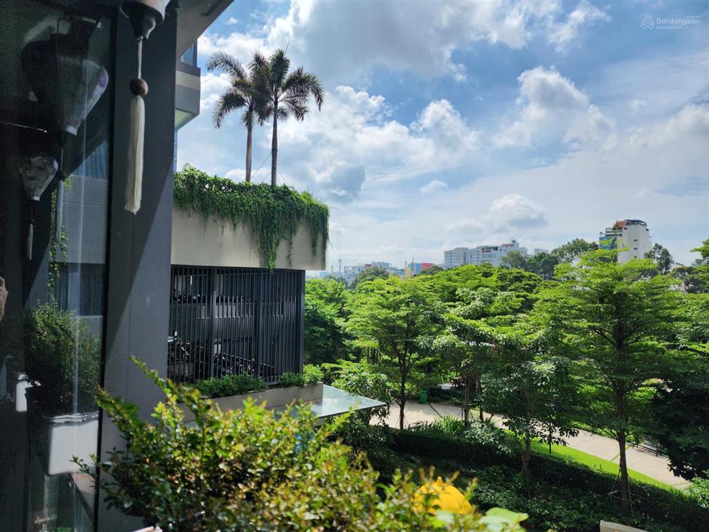Bán gấp căn hộ cao cấp kingdom 101 2pn, 78m2