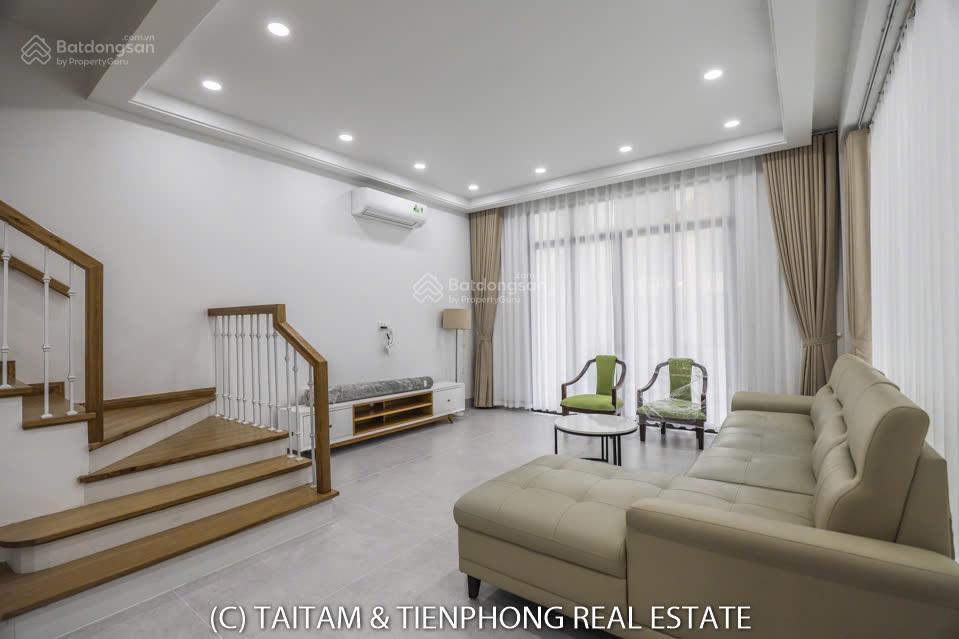 Cho thuê biệt thự đường hải âu 6  vinhomes ocean park 2  view công viên, hồ bơi