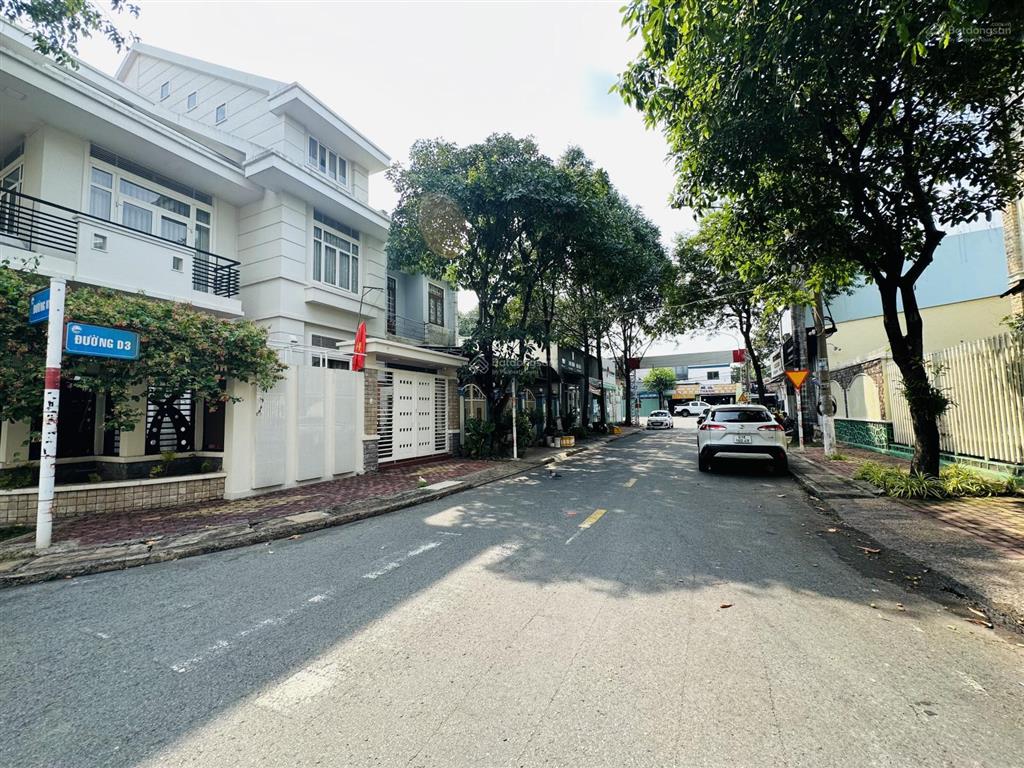 Bán nhà mới 100% trong kdc k8 hiệp thành  nhà 1 trệt 2 lầu mái ngói