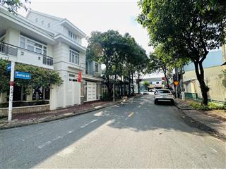 Bán nhà mới 100% trong kdc k8 hiệp thành  nhà 1 trệt 2 lầu mái ngói