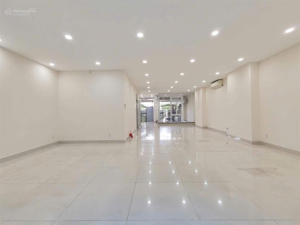 Tòa vp ngang 8m, có hầm + thang máy khu an phú  an khánh (gần cầu sg)