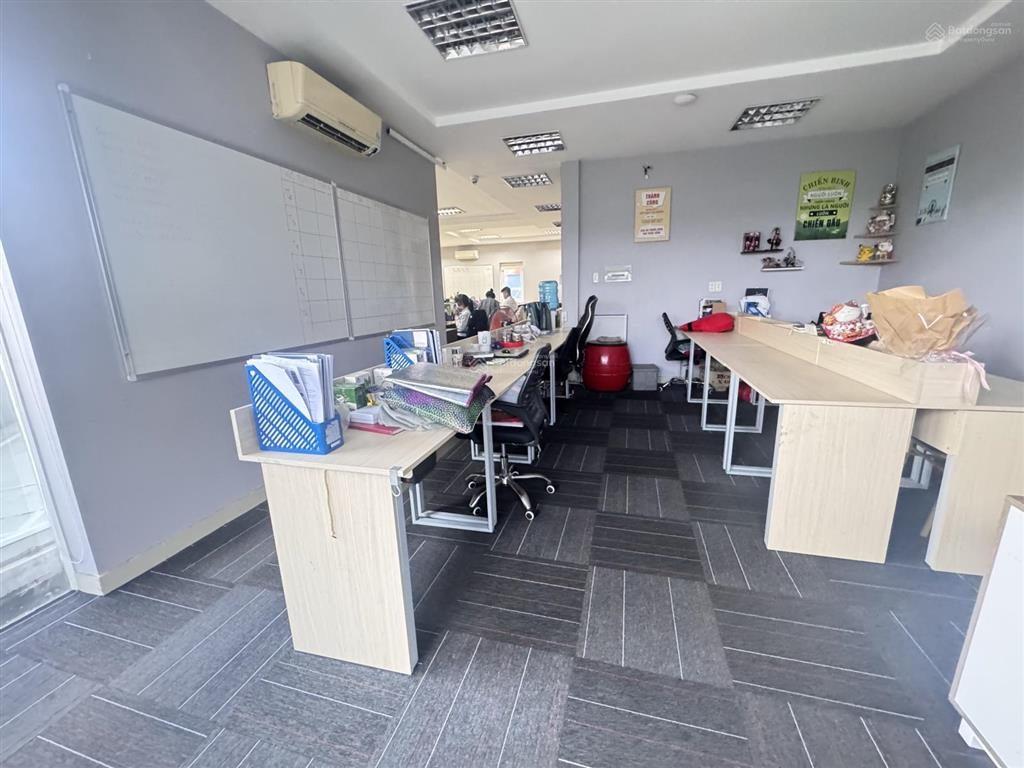 Villa kinh doanh có hầm + thang máy, góc 3 mặt tiền cao đức lân và lương định của, q2.