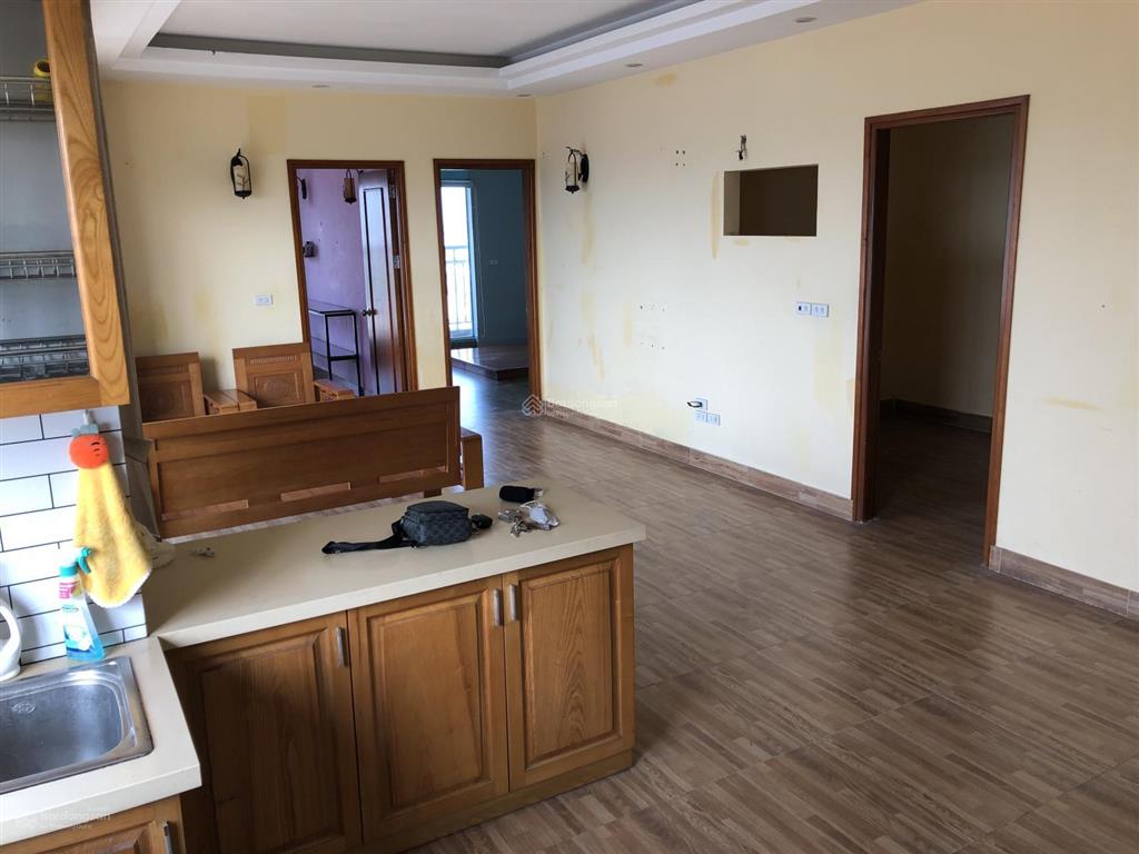 Chính chủ cho thuê căn hộ 96m2 ở c2 xuân đỉnh (dominium megastar xuân đỉnh)