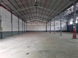 Kho xưởng tổng dt 8.000m tại long biên cho thuê, (có chia nhỏ từ 200m, 300m, 600m trở lên)