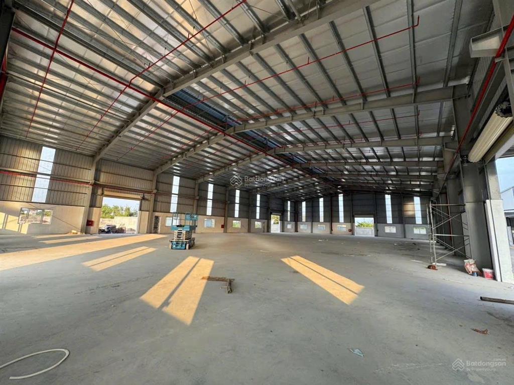 Cho thuê kho 5000m tại chương dương, thường tín, pccc tự động, có chia nhỏ