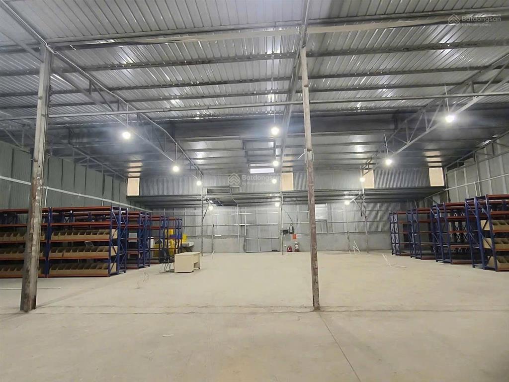 Cho thuê kho 1100m2 (chia thành 2 kho 610m2 & 800m2) tại tam hiệp, phúc thọ, hà nội