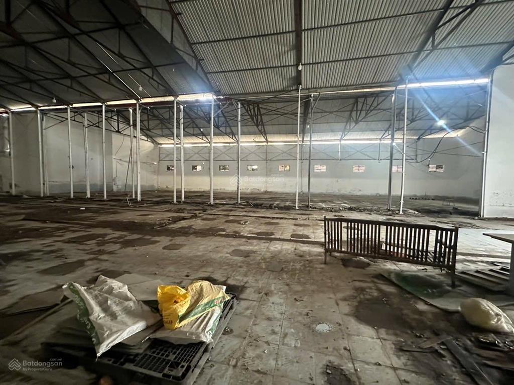 Cho thuê kho 1120m2 lạc long quân, tây hồ