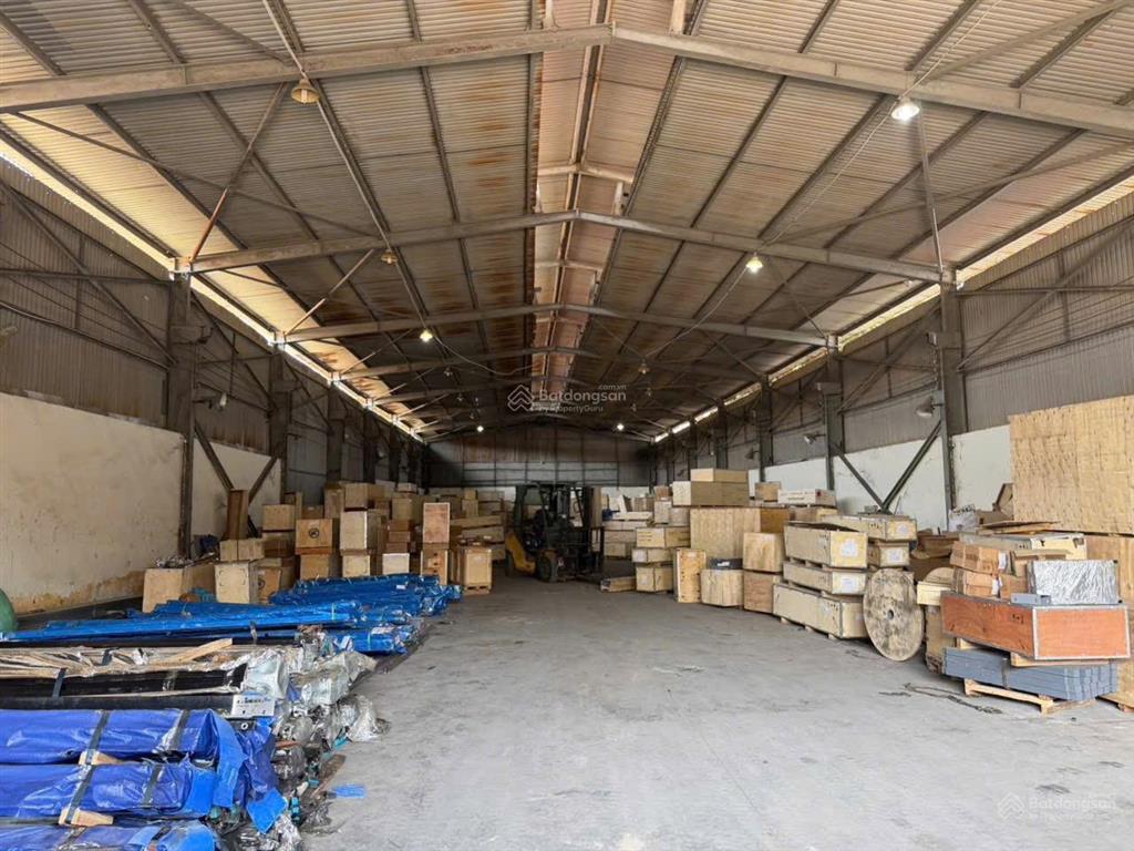 Giải phóng cho thuê kho 1800m (cắt lẻ 140m trở lên) tại hoàng mai